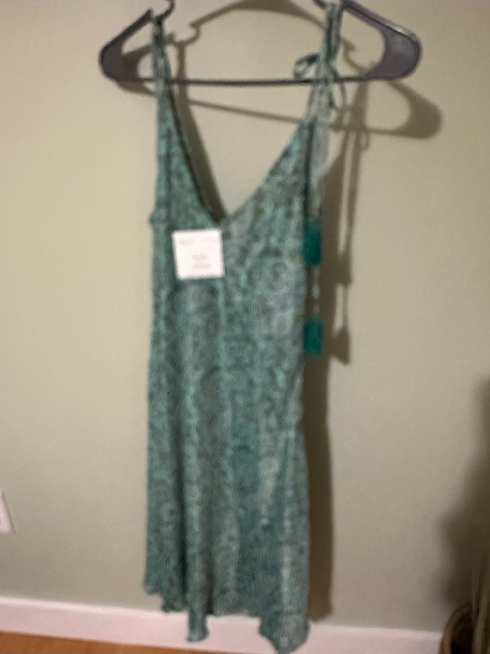 Strappy V-Neck Green Paisley Print Women’s Dress